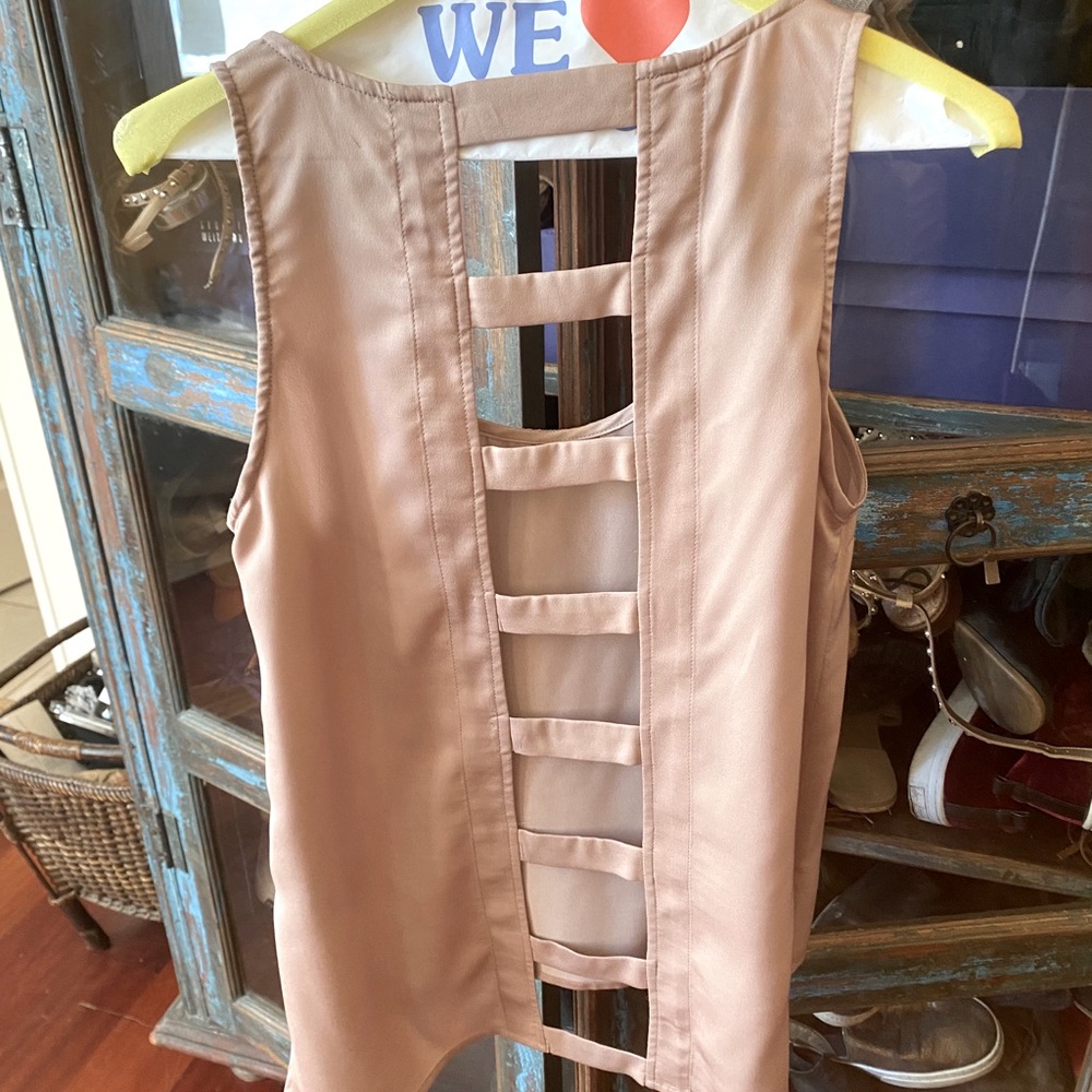 Arc & co. Light Mocha Satin Shirt w/ back cutouts